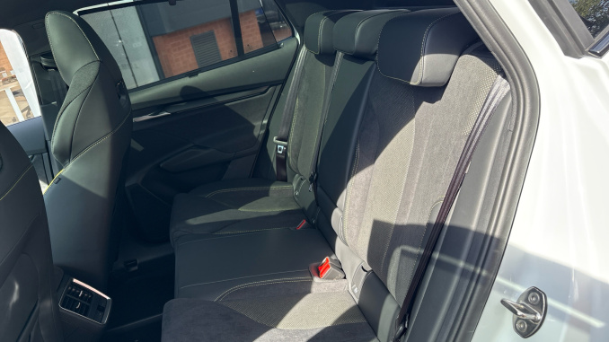 Skoda Enyaq 250kW vRS 84kWh 4x4 5dr Auto Electric  - Image 16